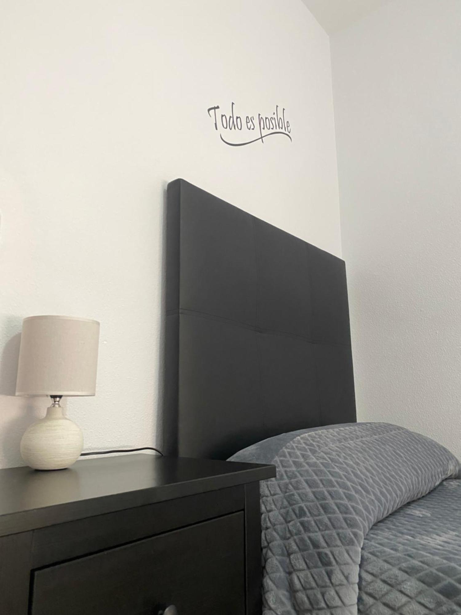 Apartamento Almenas Ecija Luaran gambar