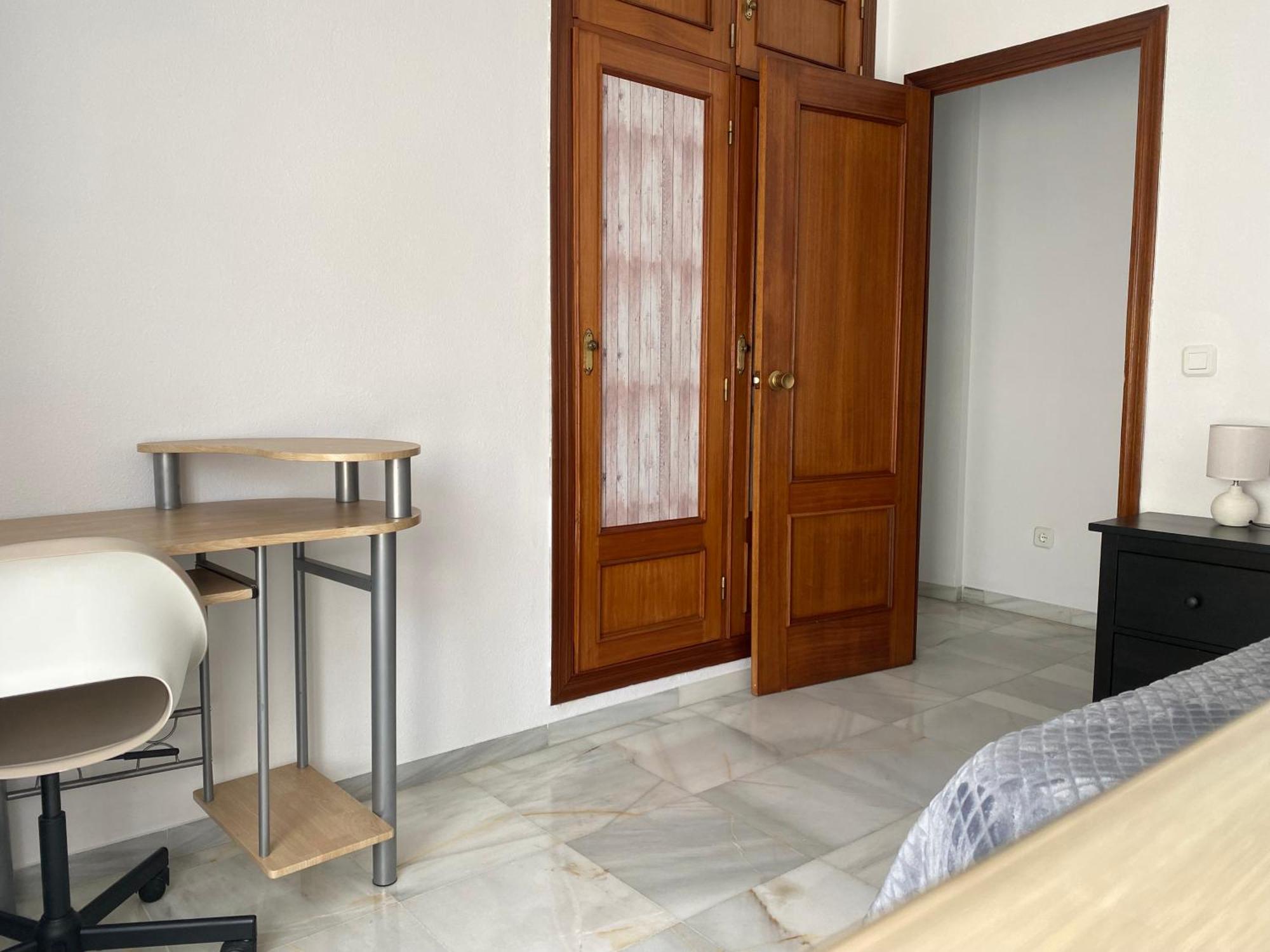 Apartamento Almenas Ecija Luaran gambar